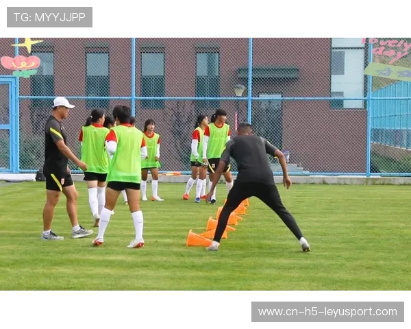 国家队在赛季末进行短期集训以保持战斗力，国家队在赛季末进行短期集训以保持战斗力对吗