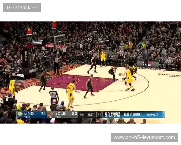 尼克斯挡拆顺下，篮下轻松取分